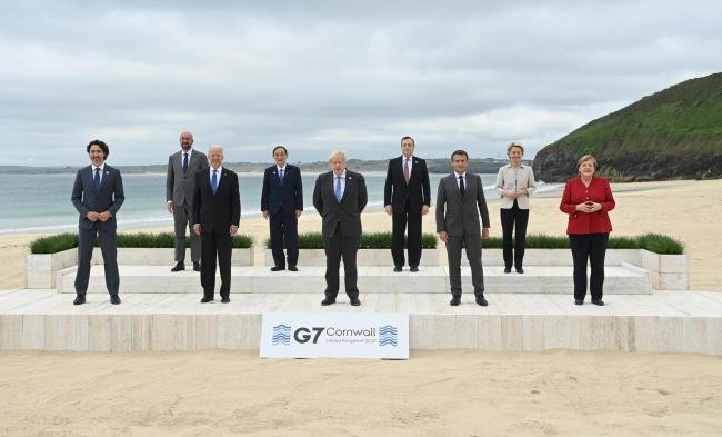  Liderii G7 numiţi „ipocriţi” pentru că au participat la o petrecere încălcând regulile de distanţare socială