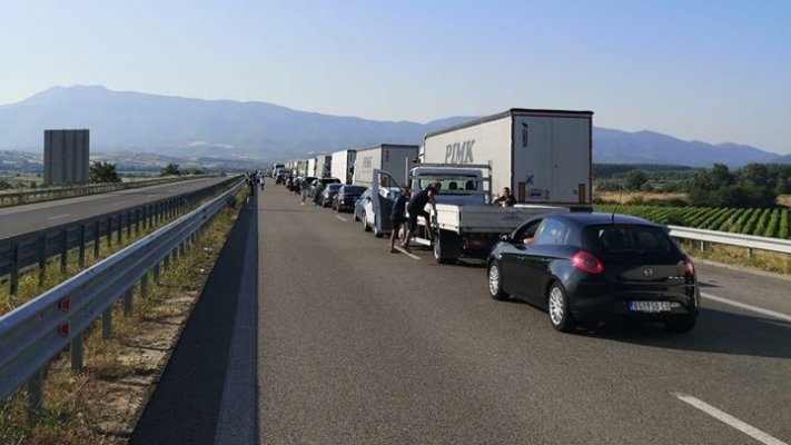  Atenţionare MAE: Aglomeraţie la punctele de trecere a frontierei din Bulgaria şi Grecia