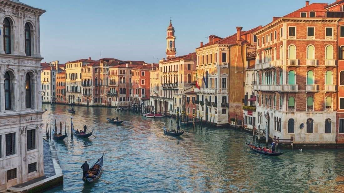  Veneţia şi Budapesta ar putea fi plasate pe lista Patrimoniului Mondial UNESCO aflat în pericol
