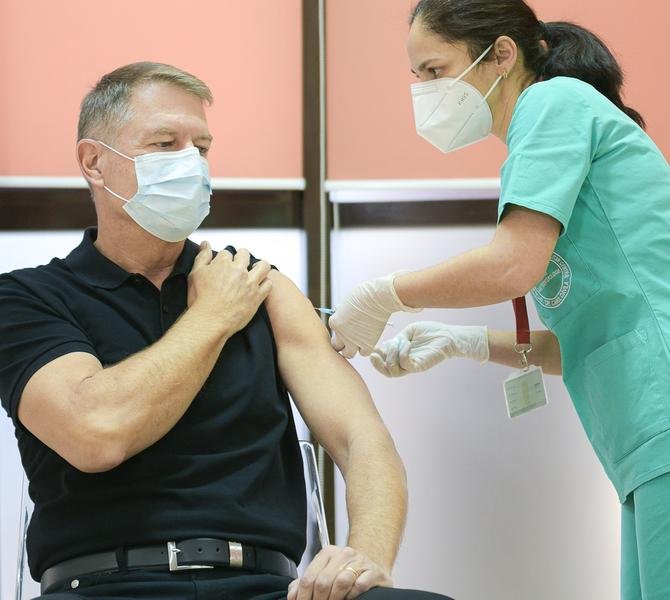  Iohannis: La noi campania de vaccinare a fost practic un succes
