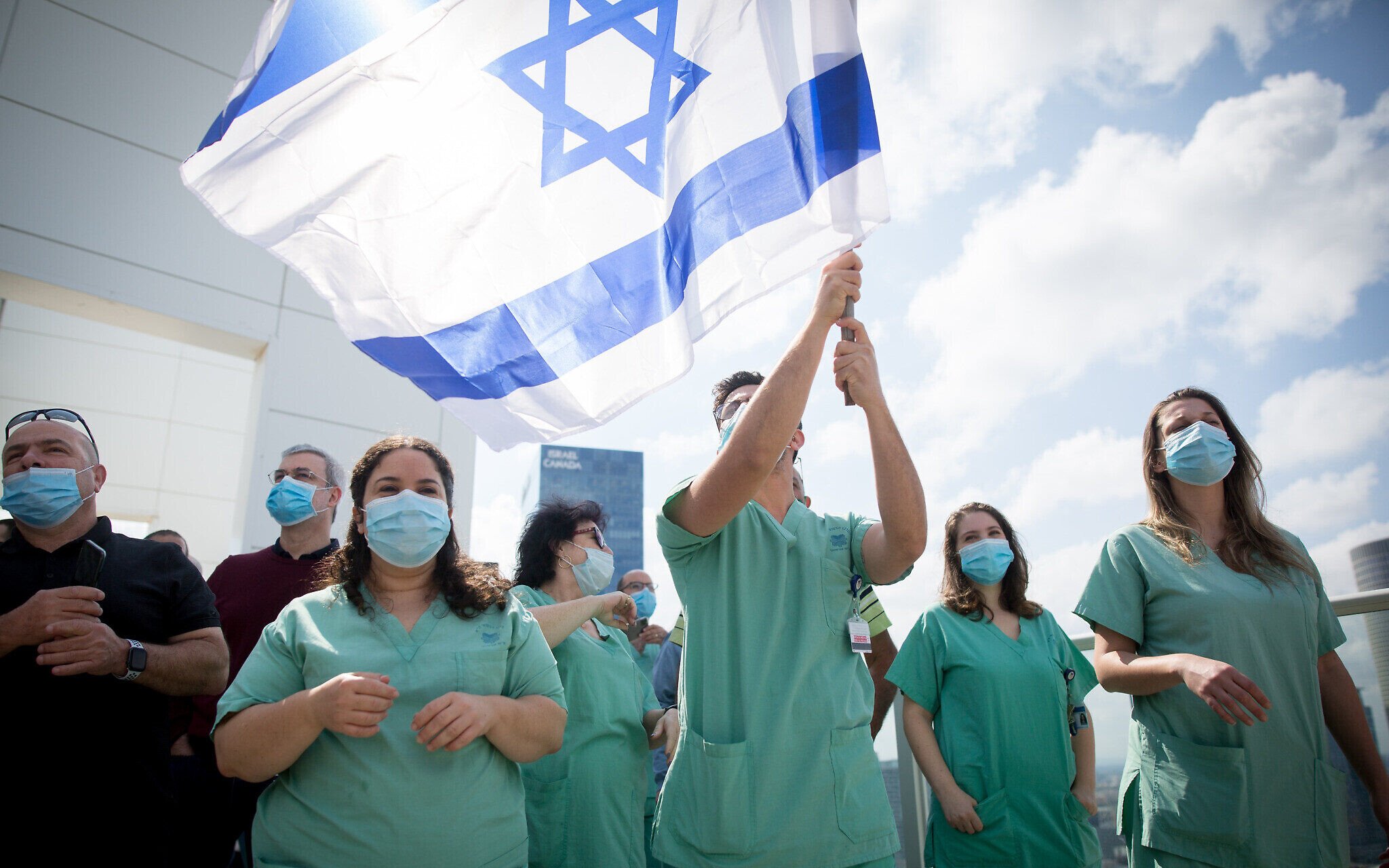  Israel, una dintre campioanele vaccinării, grav lovită de varianta Delta