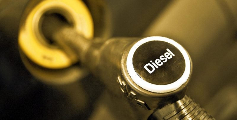  UE pregătește sfârșitul mașinilor diesel și pe benzină. Până când vor mai putea fi produse
