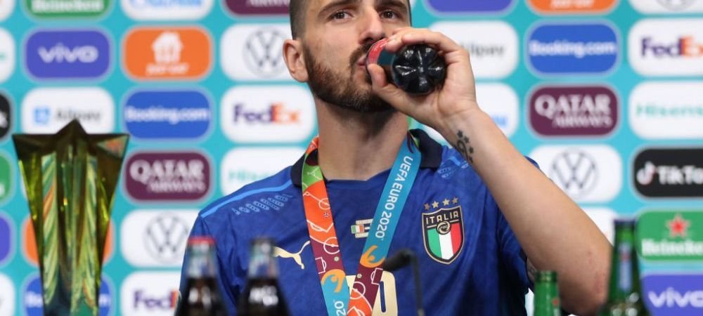 Bonucci a fost cel mai bun jucător al finalei Euro-2020. La conferinţa de presă a băut şi suc, şi bere