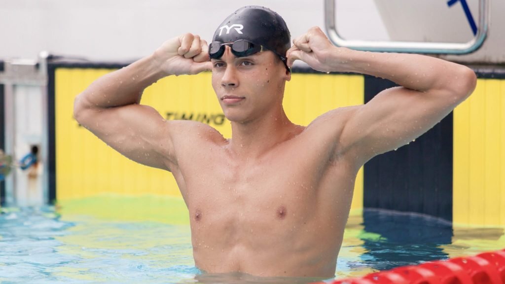  Campionul David Popovici: Sunt doar un băiat care înoată repede, care are nişte antrenori foarte buni, nişte părinţi foarte buni