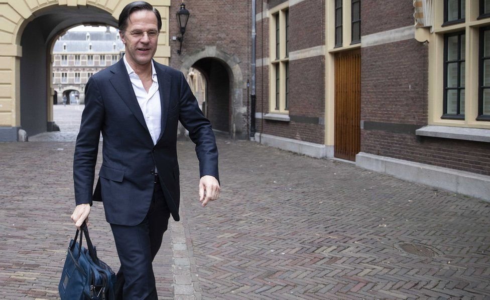  Premierul Olandei şi-a cerut scuze fiindcă a relaxat unele restricţii prea repede