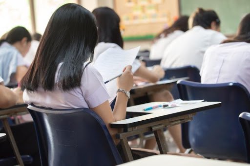  Elevii care anul acesta intră în clasa a IX-a la liceu nu vor da Bacalaureat bazat pe competențe, anunță ministrul Educației