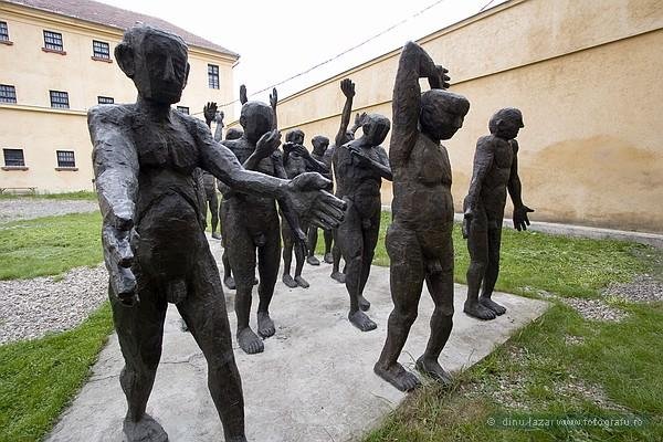  TABĂRA DE VARĂ BURSELE UNSETTLED EDIȚIA A II-A: Memorialul Victimelor Comunismului și al Rezistenței