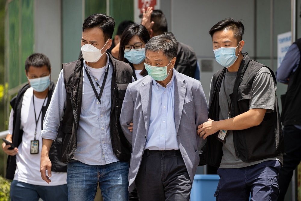  Autorităţile comuniste arestează un alt fost redactor-şef al Apple Daily Hong Kong