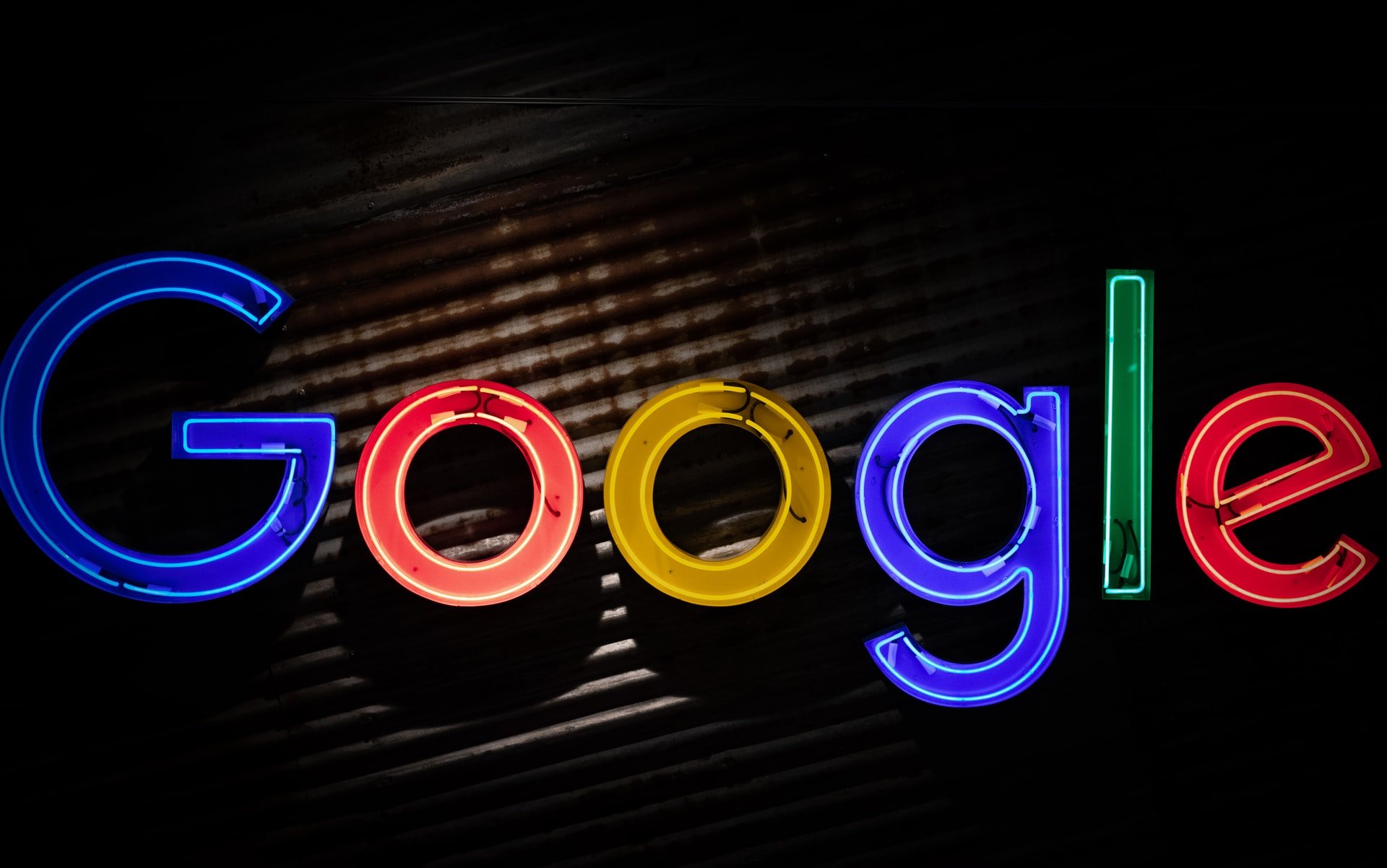 Google va oferi utilizatorilor motorului său de căutare mai multe informaţii privind rezultatele căutărilor