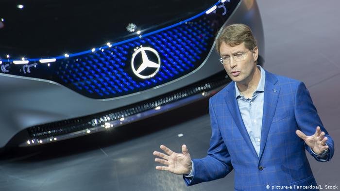  Daimler va investi peste 40 de miliarde de euro până în 2030 pentru a depăşi Tesla