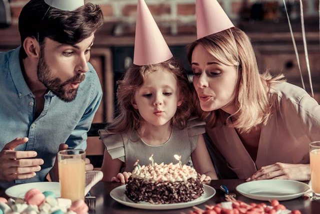  Decizie a instanţei: la ziua copilului trebuie să participe ambii părinţi divorţaţi