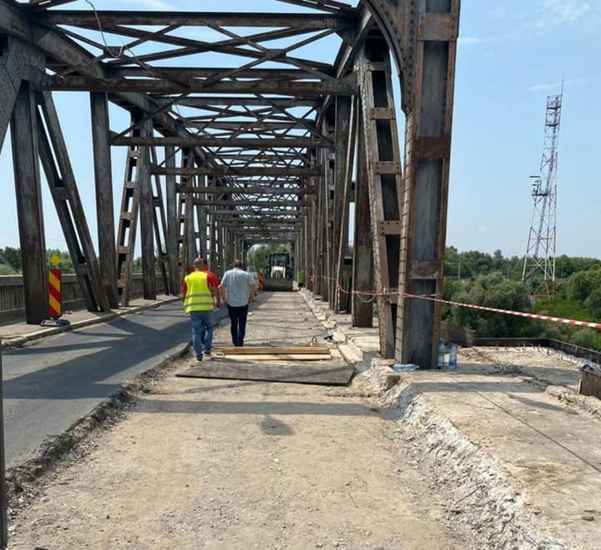 Cătălin Drulă: Reabilităm podurile de peste Prut şi construim unul nou
