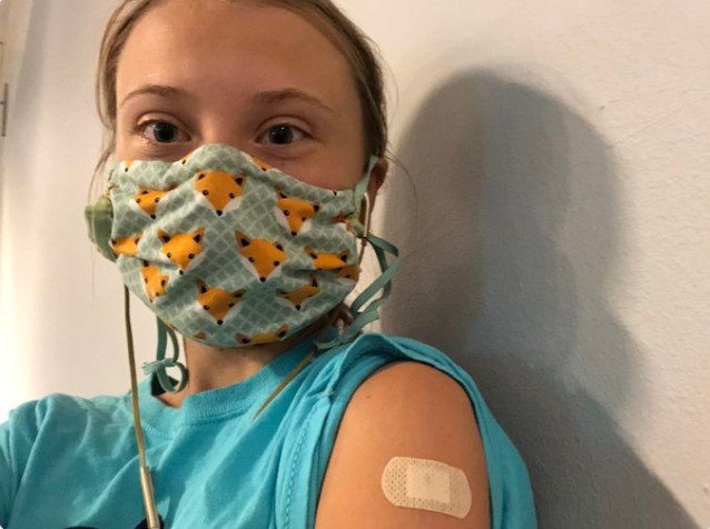  Greta Thunberg s-a vaccinat anti-Covid: „Nu ezitaţi să vă vaccinaţi. Vaccinul salvează vieţi”