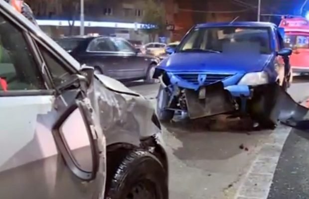 Un pensionar băut la volan a accidentat și avariat cinci maşini