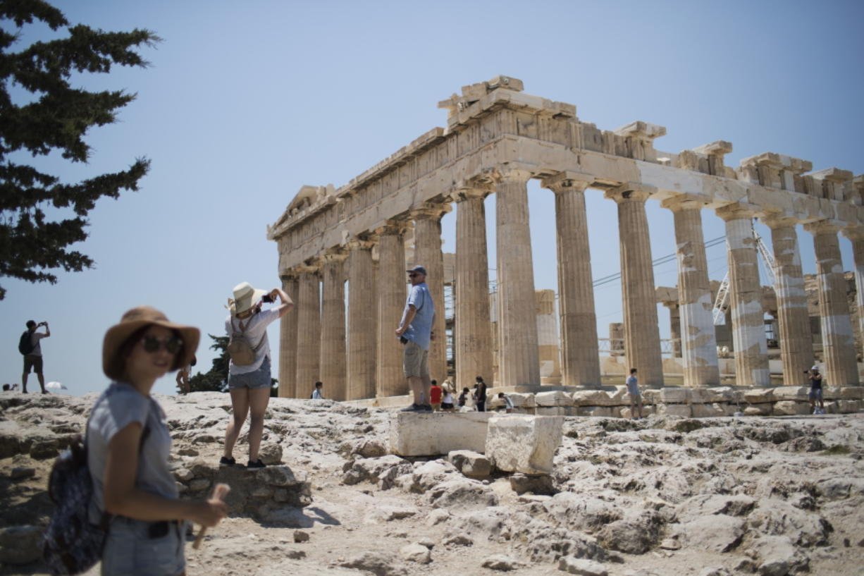  Monumentul Acropole a fost închis pentru turişti din cauza „celei mai grave canicule din 1987”