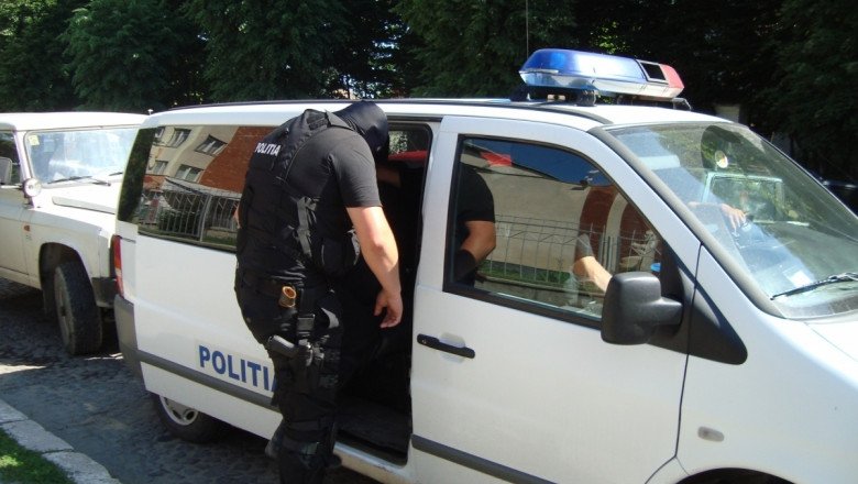 Medic din Cluj anchetat că ar fi eliberat adeverințe false de vaccinare