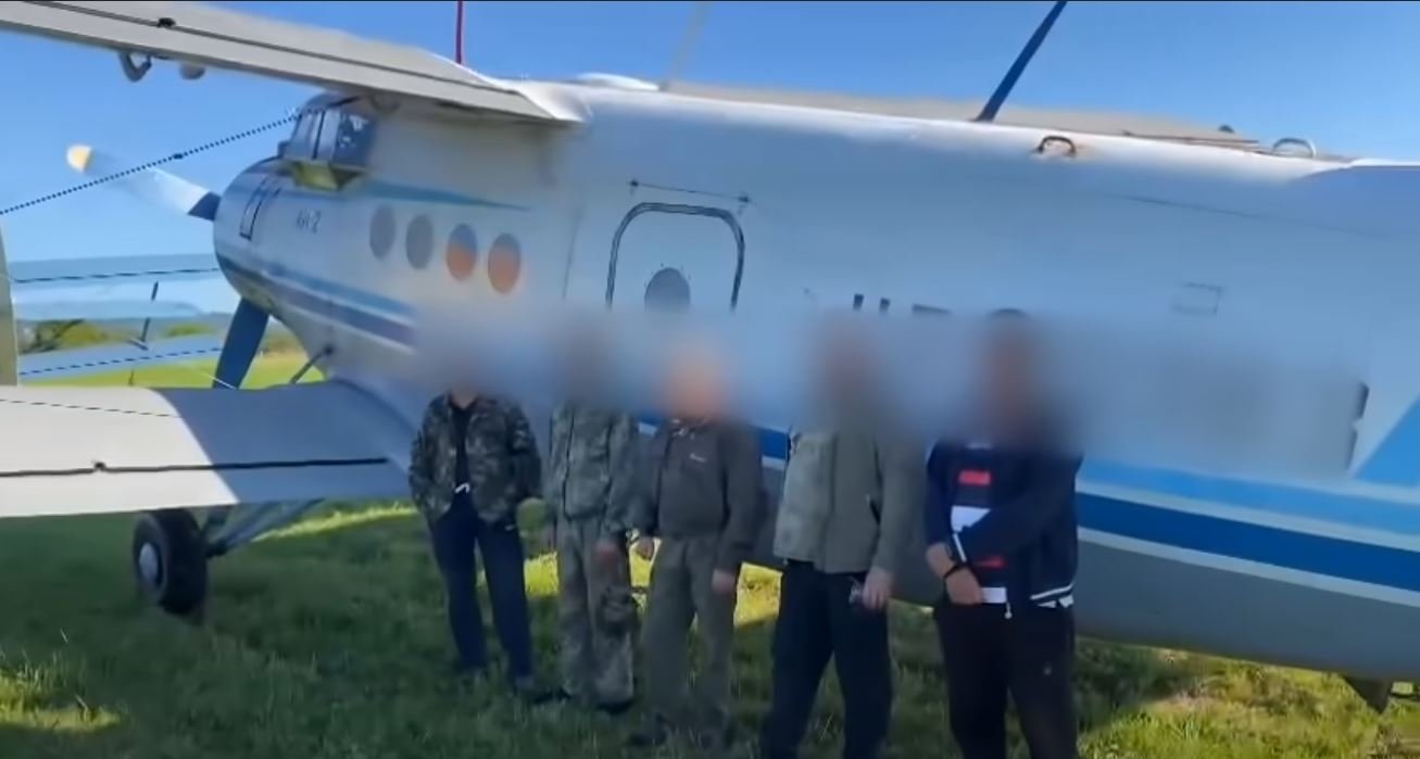  Avion din Ucraina, aterizat în Suceava. MDM: cât de sigură este granița de Est a României?