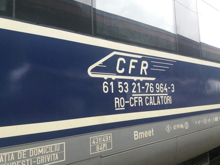  Tren care circulă între Craiova şi Bucureşti, întârziat două ore din cauza unei defecţiuni