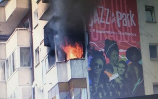  VIDEO Incendiu în apartament din cauza efectului de lupă al termopanului de la geam