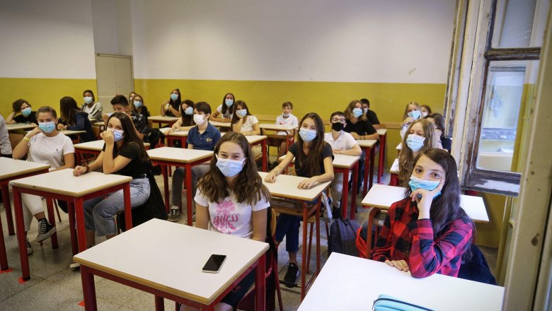  Mai mult de jumătate dintre elevii din România au dispărut din şcoală în 8 ani
