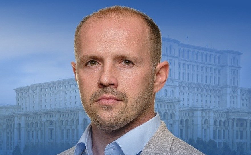  Deputatul de Iaşi Alexandru Kocsis îi cere din nou lui Eugen Pîrvulescu, plasat sub control judiciar de DNA, să se autosuspende