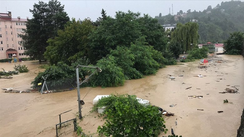 Bilanţ negru în urma inundaţiilor din Turcia: 58 de morţi şi numeroase pagube materiale