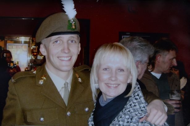  Afghanistan – Mama unui soldat britanic speră ca moartea fiului ei să nu fi fost în zadar