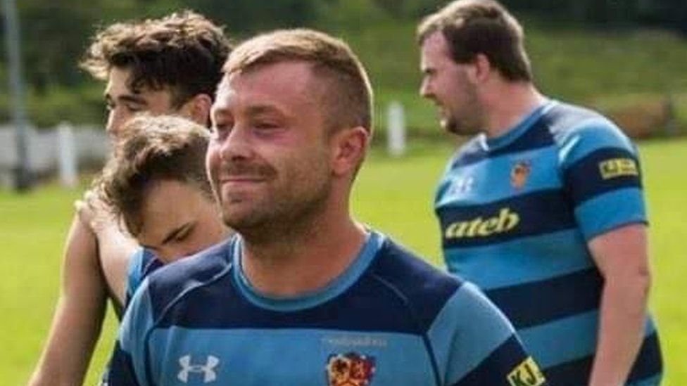  Un jucător de rugby galez a murit pe teren