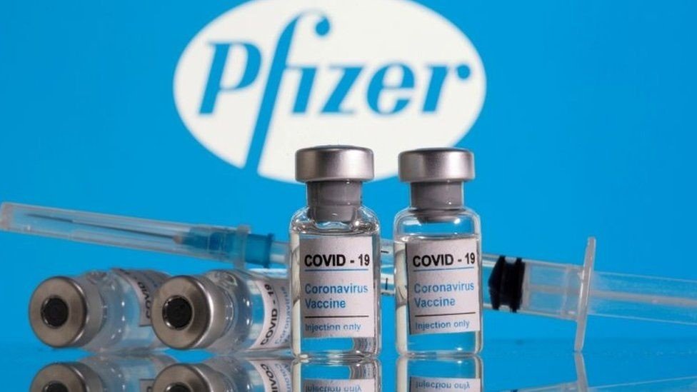 Studiu: Doza suplimentară de vaccin Pfizer scade semnificativ riscul de contaminare