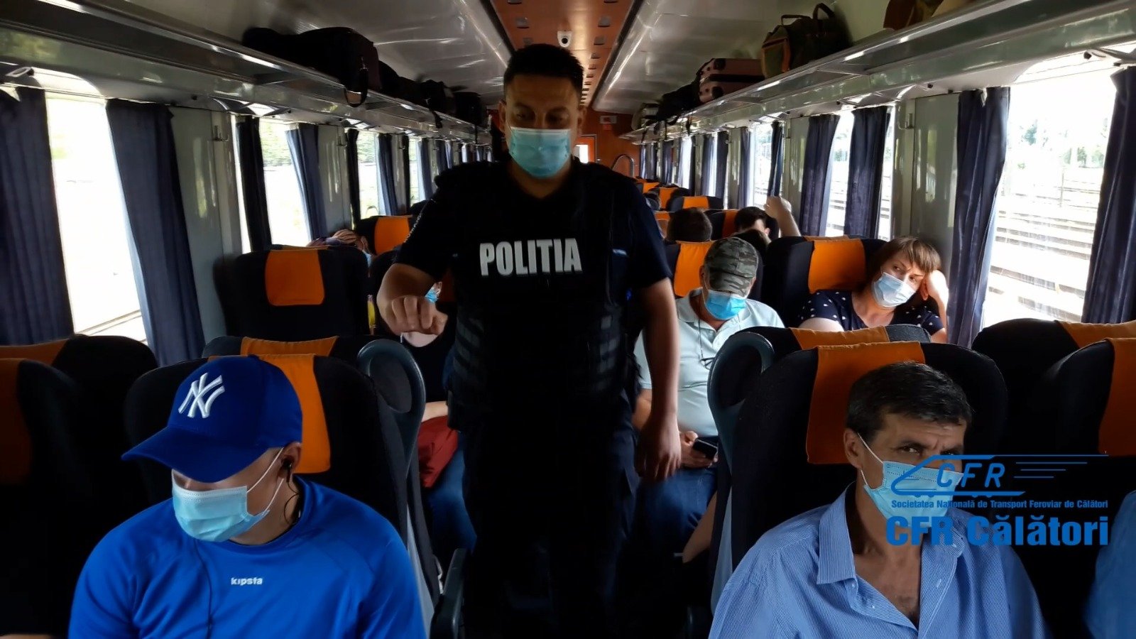  Bătaie între un șef de tren din Iași și un călător fără mască. Ghiciți cine a dat primul!