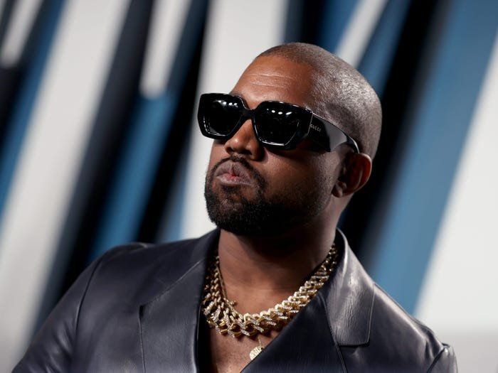  Rapperul Kanye West doreşte să îşi schimbe numele. Ce variantă a ales