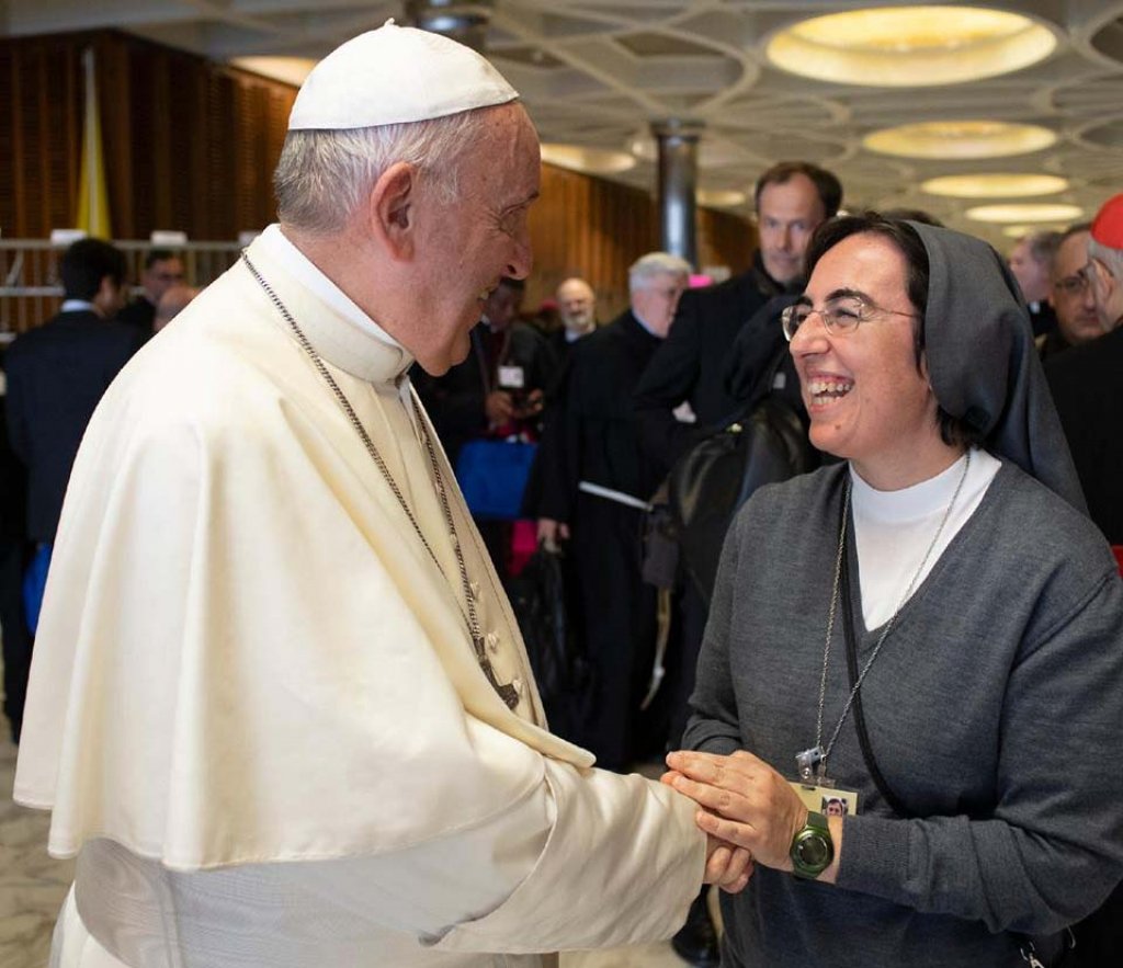  Papa Francisc a numit o femeie în două funcţii importante din Curia Romană