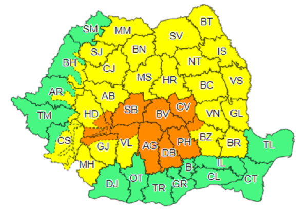  HARTĂ: Codul galben de ploi din Iași, prelungit până luni dimineață