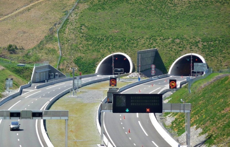  Studiu de ,,mântuială” pentru Autostrada Unirii. Unde e tunelul? Raportul dur al CNAIR