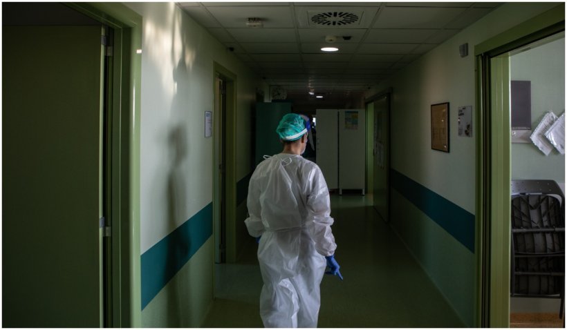  Sute de cadre medicale din Italia, suspendate pentru că nu s-au vaccinat împotriva COVID