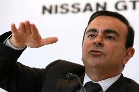  Carlos Ghosn, şeful Renault-Nissan a fost decorat cu Steaua României