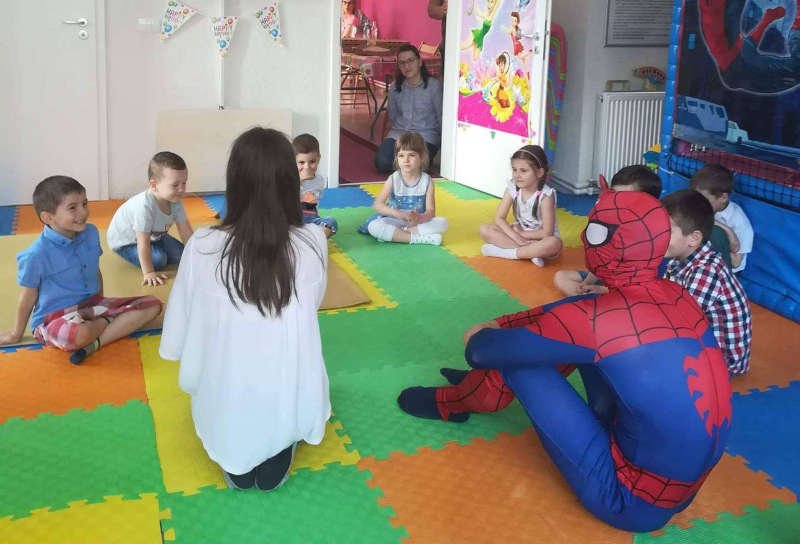  Trei ateliere pentru copii la Palat