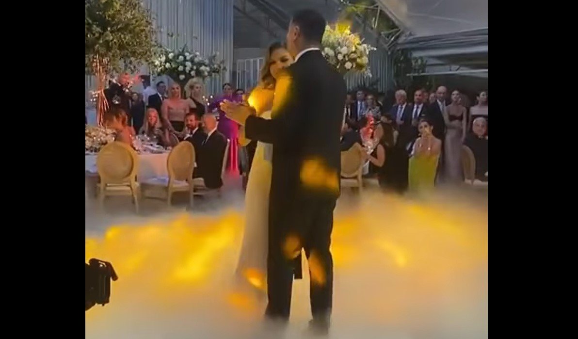  VIDEO: Noi imagini de la nunta Simonei Halep. Dansul mirilor, pe muzica trupei Holograf