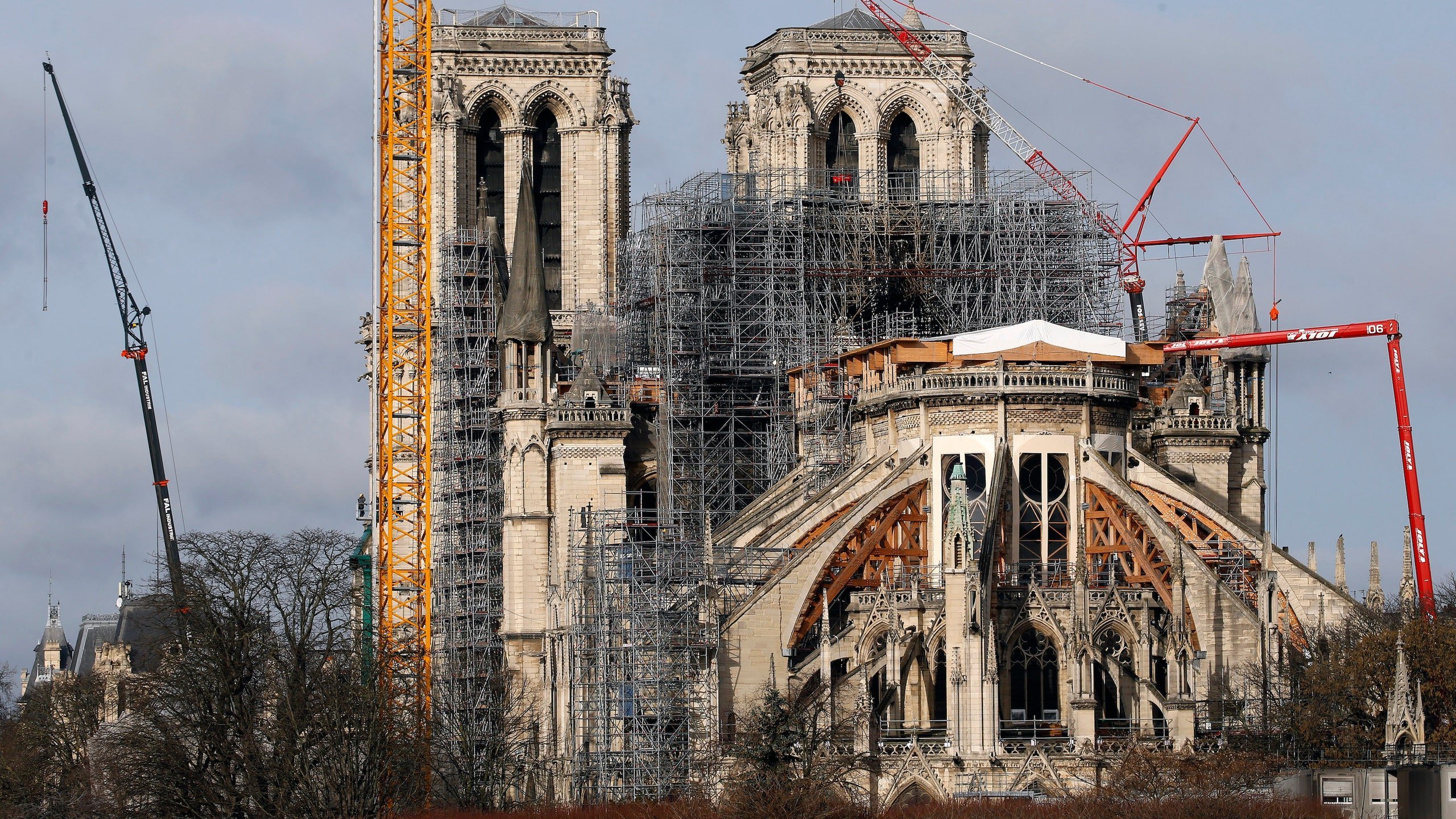  Catedrala Notre-Dame din Paris: 840 de milioane de euro colectaţi din donaţii