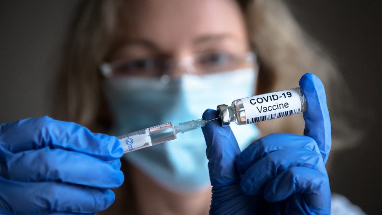  Începe administrarea dozei a treia de vaccin anti-COVID