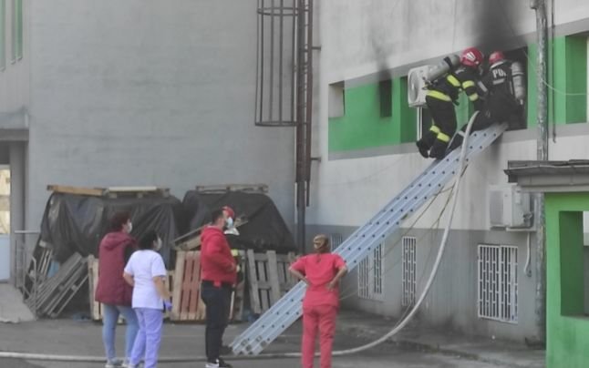  Incendiu la spitalul din Constanţa. Sunt cu certitudine şapte decedaţi