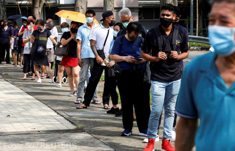  Record de contaminări şi decese în Singapore, unde 83% dintre locuitori sunt vaccinaţi