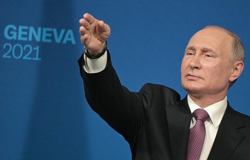  Putin dă vina pe europeni pentru creșterea prețurilor la gaze