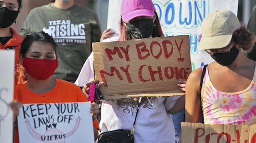  Legea care limitează dreptul la întreruperea sarcinii din Texas, blocată temporar de un judecător
