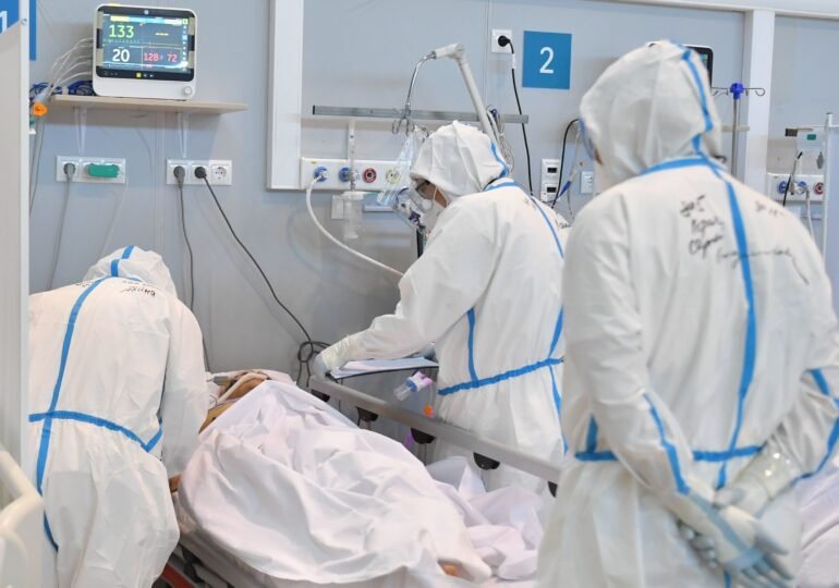  O asistentă din Suceava a murit după a treia doză de vaccin Covid. Trata pacienții bolnavi la domiciliu