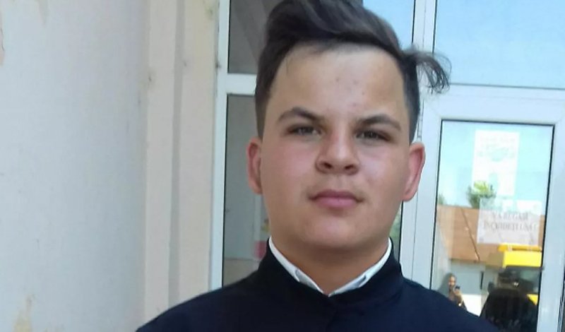  Povestea tragică a lui Mihai, tânărul care a vrut să ajungă preot, dar a murit spânzurat