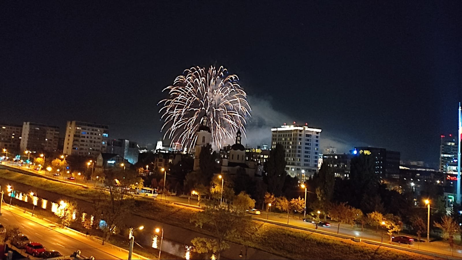  VIDEO: Ascultați sunetul ambulanțelor în timpul focului de artificii de la Iași