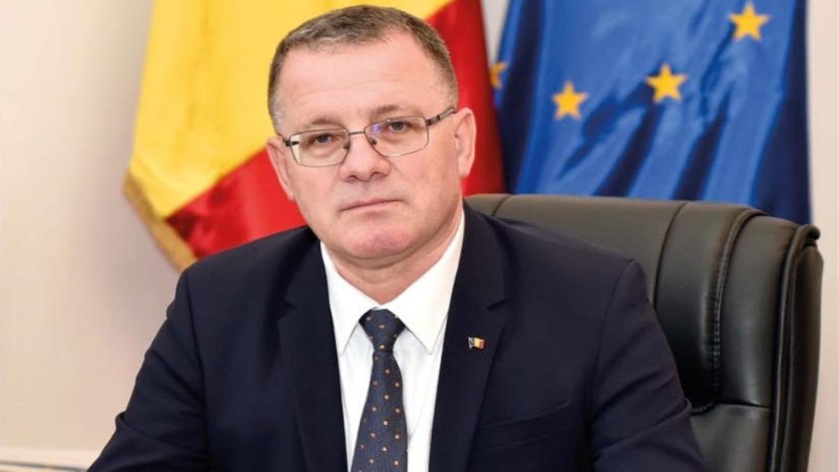 Ministrul Agriculturii, Adrian Oros îşi retrage demisia din Guvern: Nu vreau să provoc disfuncţionalităţi în sistem