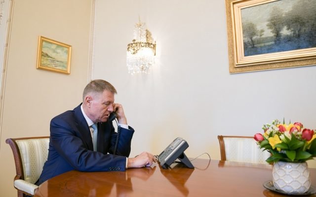  Klaus Iohannis l-a sunat pe Viktor Orban ca să îi mulțumească pentru ajutor