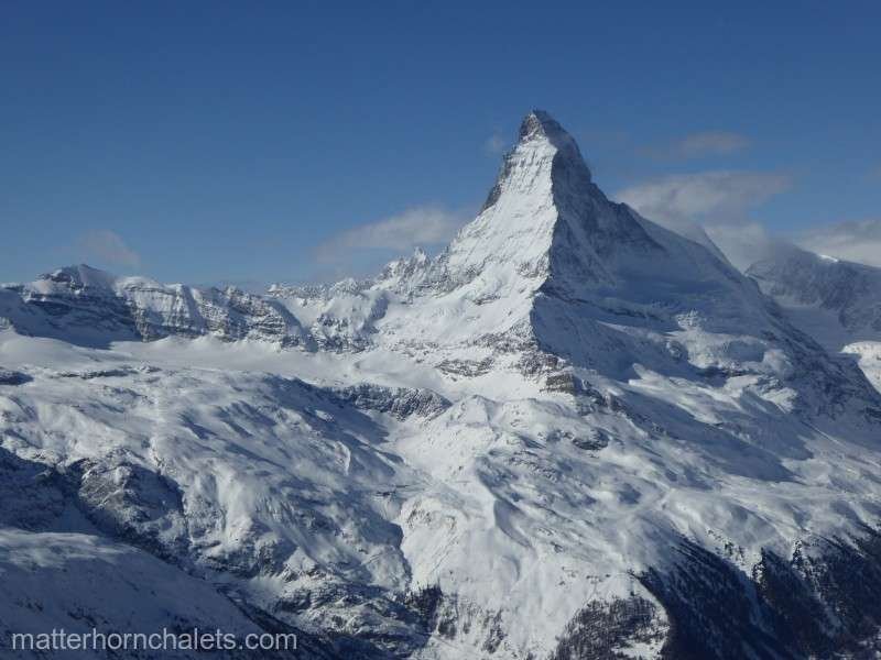  Doi alpinişti au murit în timp ce escaladau muntele Matterhorn